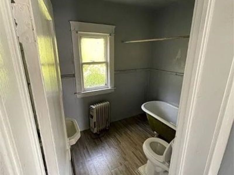 8909 Fuller Avenue, Cleveland, OH 44104 Photo 10