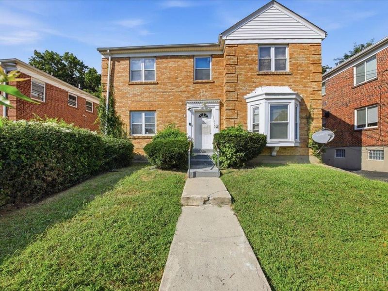 3514 Ravenwood Avenue, Cincinnati, OH 45213 Photo 1