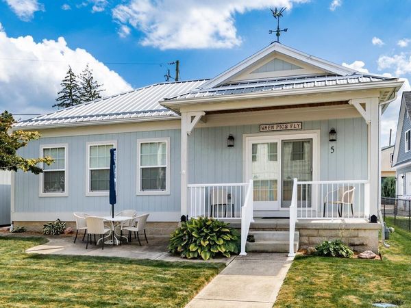 5 Buckeye Avenue , Buckeye Lake, OH 43008