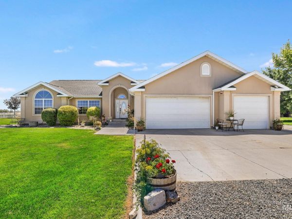 3962 N 2405 E, Twin Falls, ID 83301
