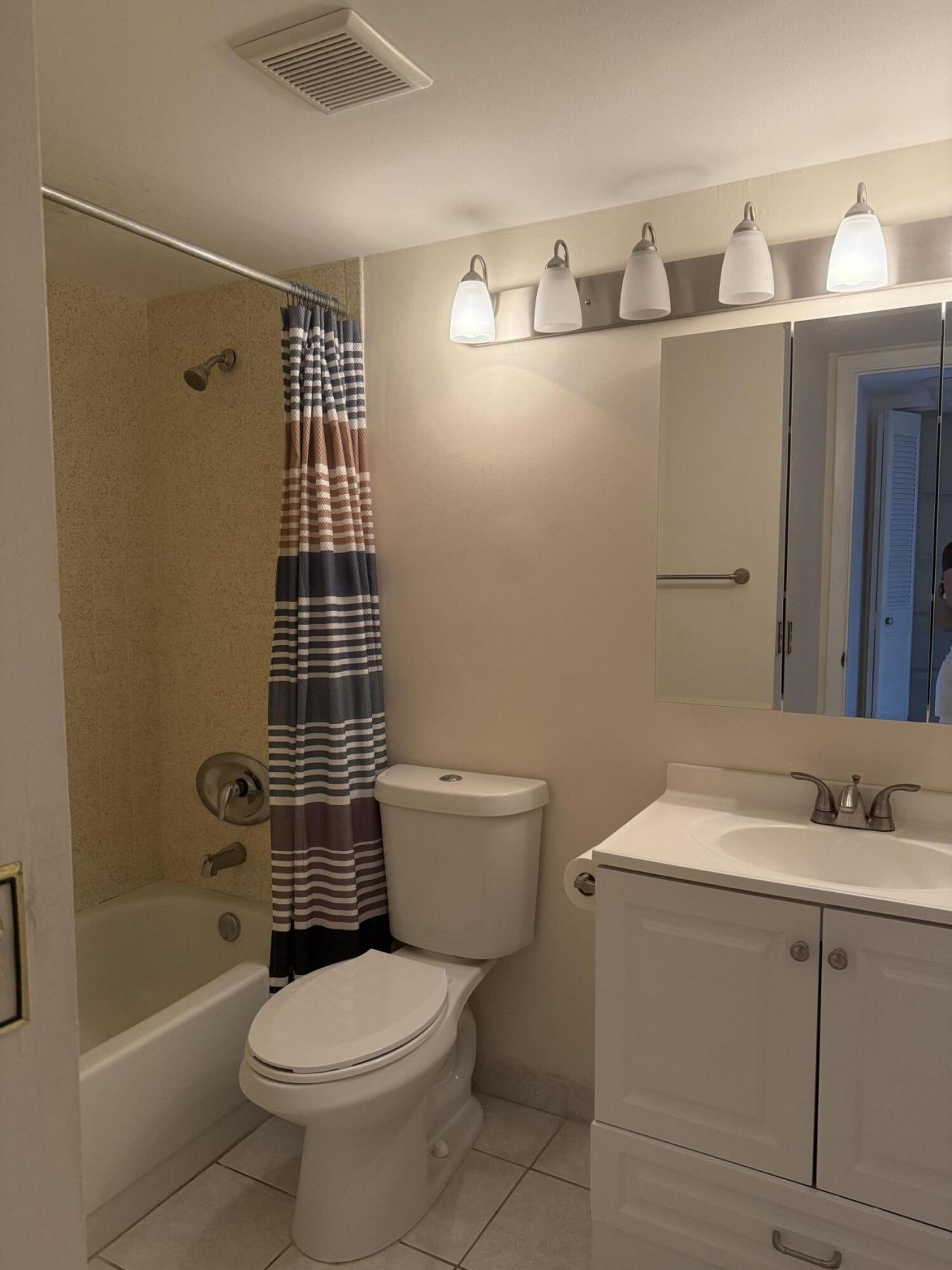 102 Lake Pine Circle, Unit C-2, Greenacres, FL 33463 Photo