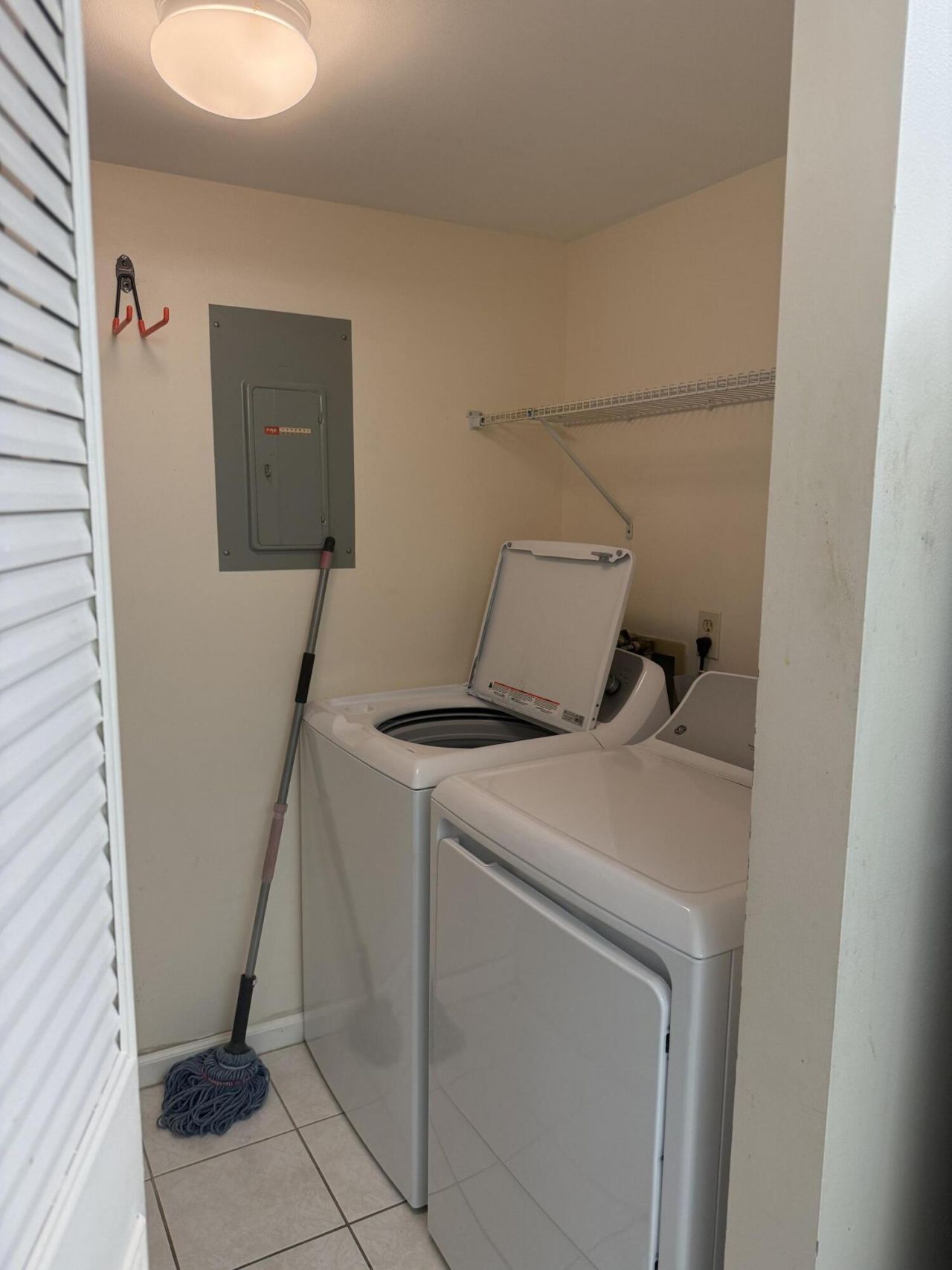 102 Lake Pine Circle, Unit C-2, Greenacres, FL 33463 Photo