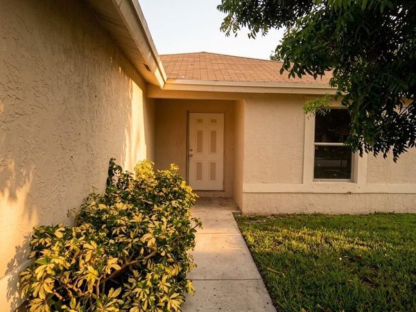 2711 NW 13TH Street, Fort Lauderdale, FL 33311