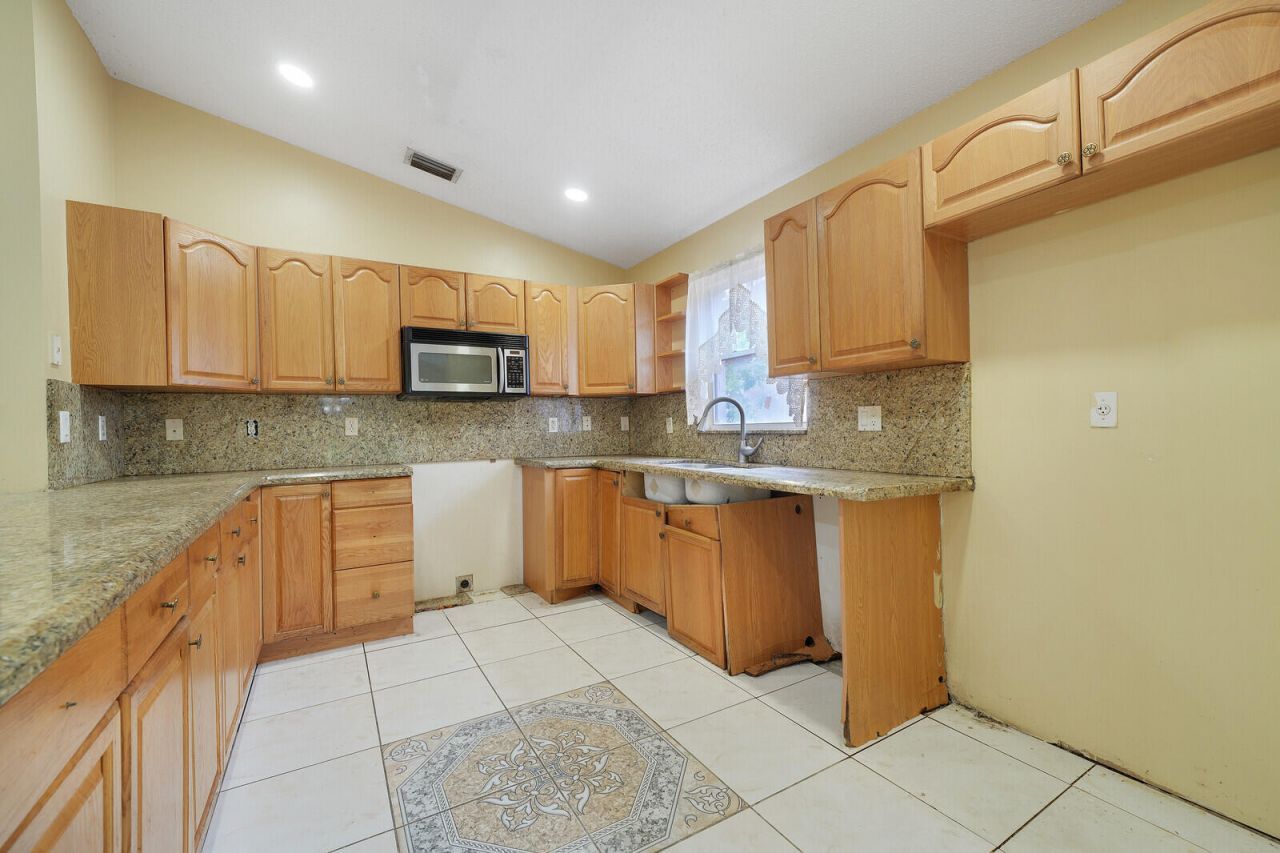 1296 Waterway Cove Drive, Wellington, FL 33414 Photo