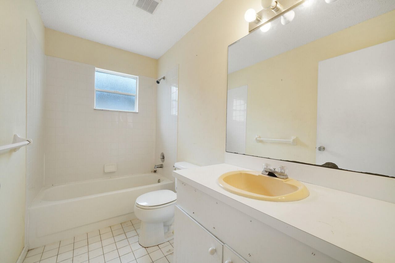 1296 Waterway Cove Drive, Wellington, FL 33414 Photo