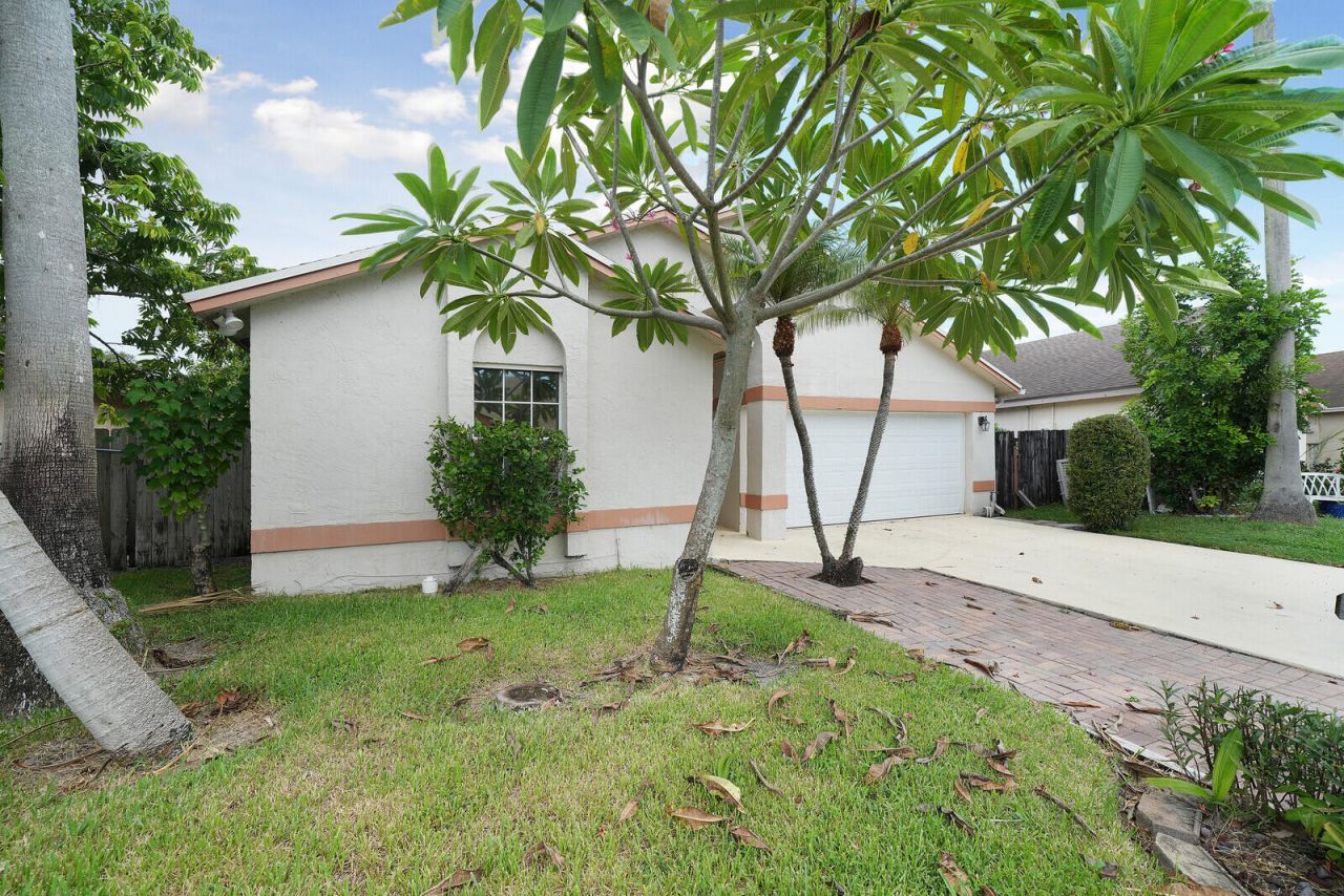 1296 Waterway Cove Drive, Wellington, FL 33414 Photo