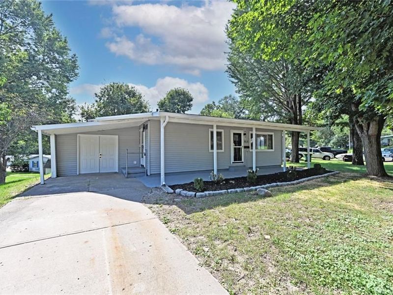 802 Johnson Avenue, Miamisburg, OH 45342 Photo 2