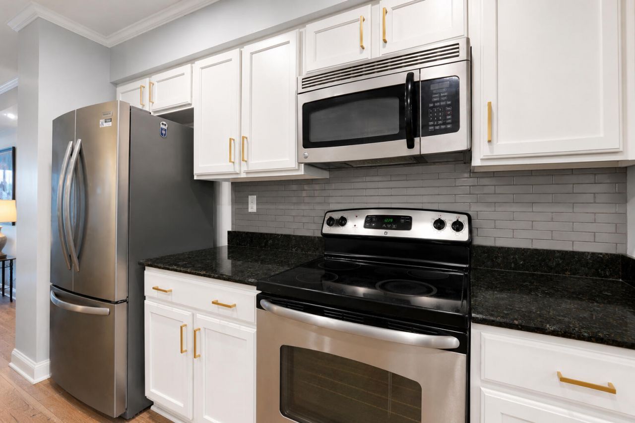 70 Shipyard Drive Photo 6
