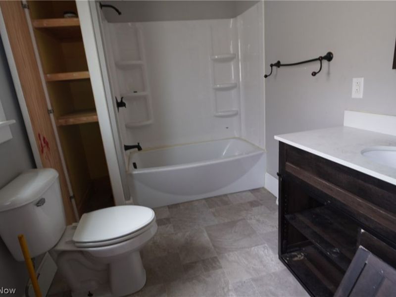718 Clark Street, Cambridge, OH 43725 Photo 18