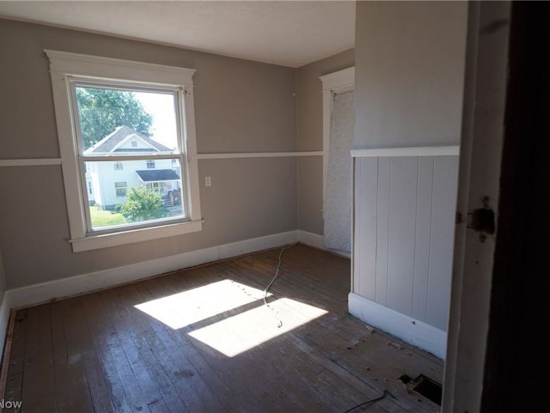 718 Clark Street, Cambridge, OH 43725 Photo 6
