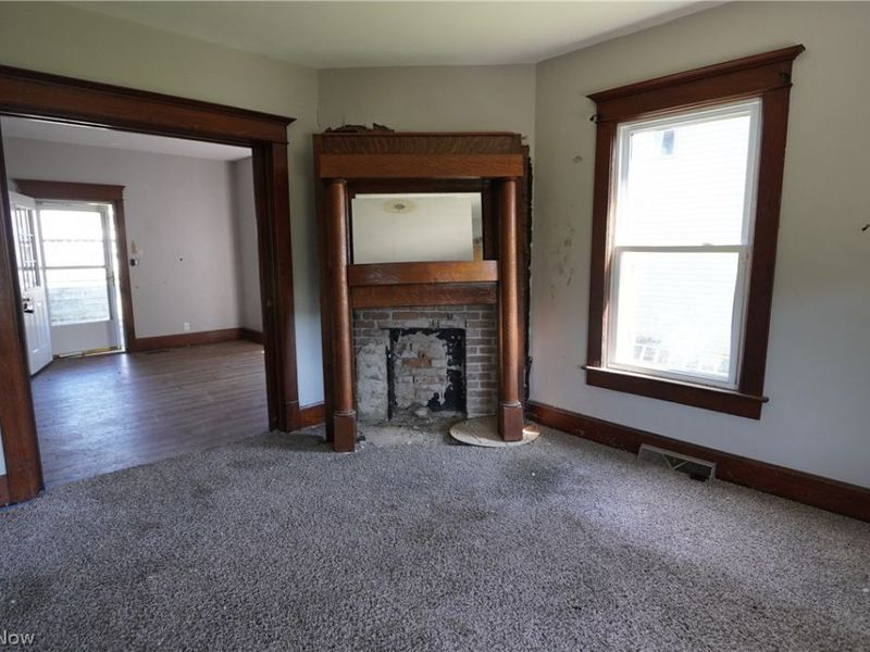 718 Clark Street, Cambridge, OH 43725 Photo 9