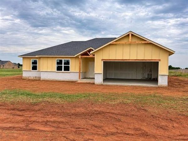6814 E Wild Spur Drive, Stillwater, OK 74074