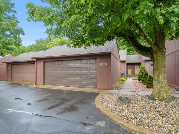 6585 San Gabriel Drive, Kalamazoo, MI 49009
