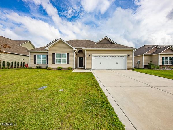 2807 Bettye Gresham Lane, New Bern, NC 28562