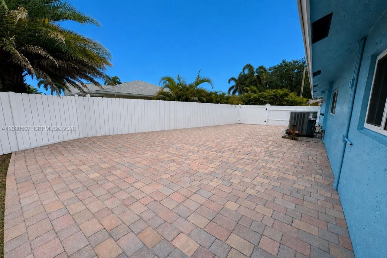 2811 SW 82nd Way , Davie, FL 33328 Photo