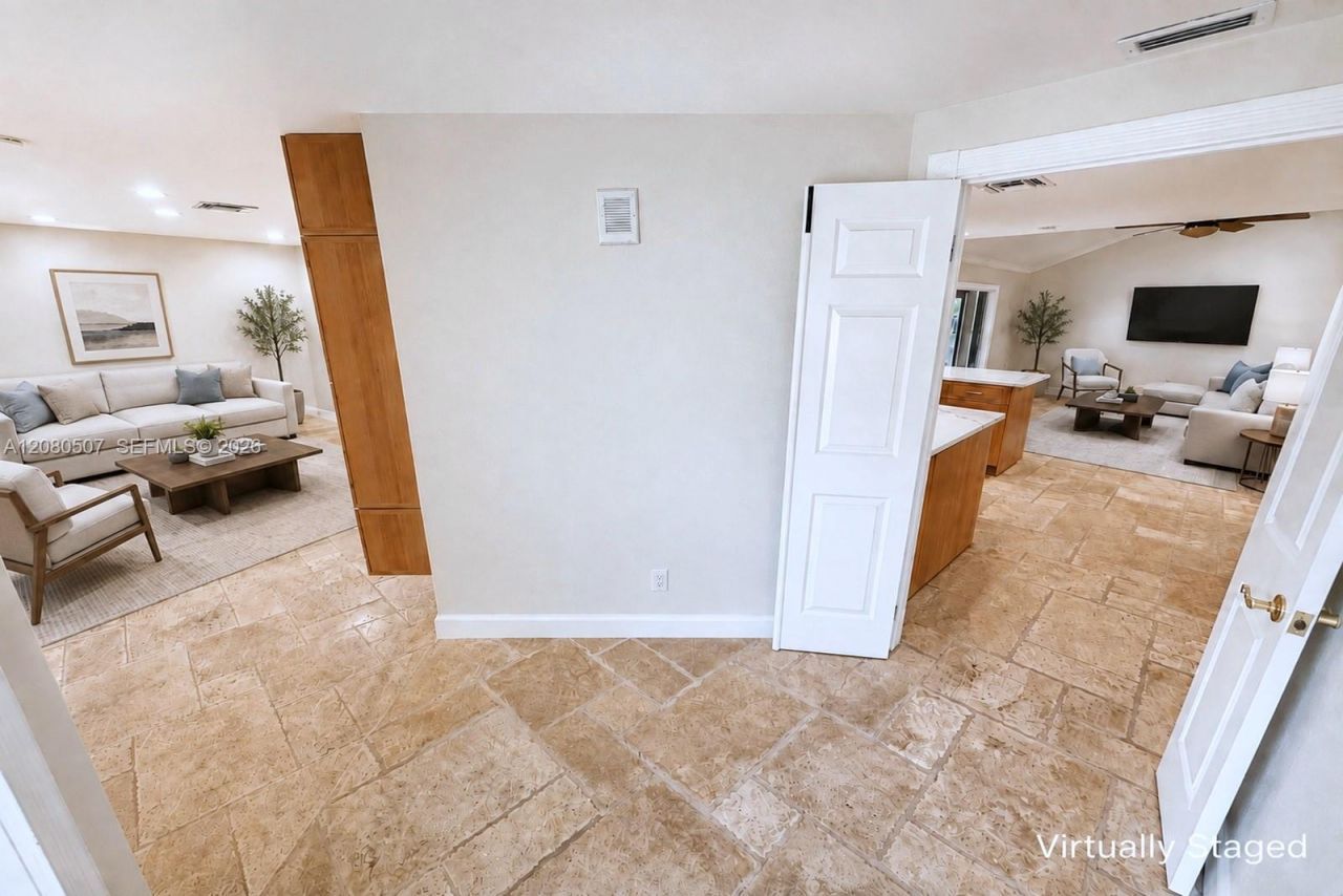 2811 SW 82nd Way , Davie, FL 33328 Photo