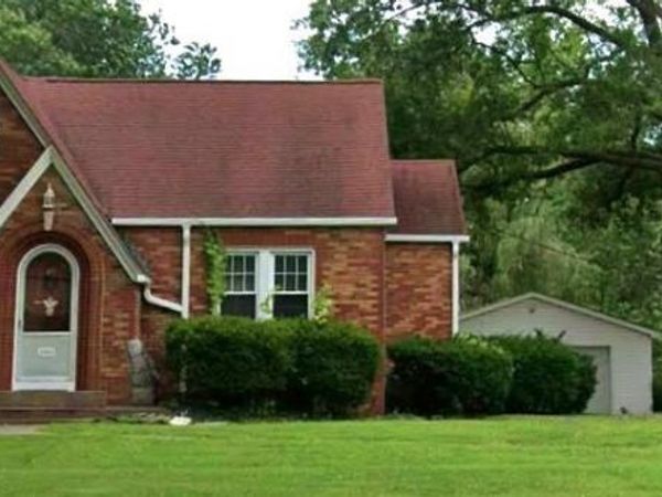 1004 Franklin Avenue , Edwardsville, IL 62025