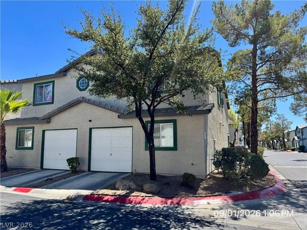 5623 Calais Court , Las Vegas, NV 89118