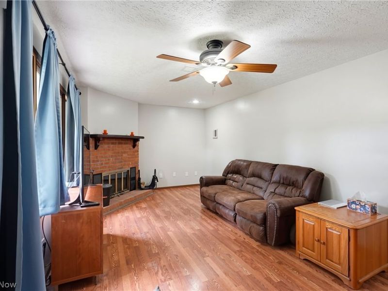 4311 Cottage Grove Road, Uniontown, OH 44685 Photo 2