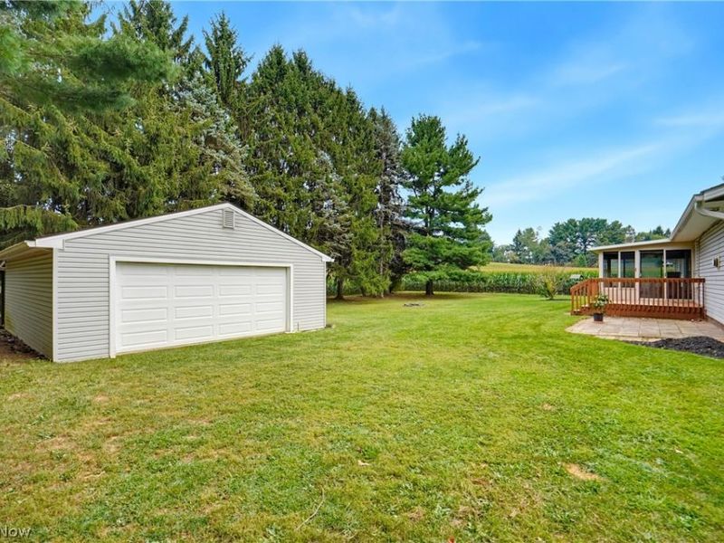 4311 Cottage Grove Road, Uniontown, OH 44685 Photo 21