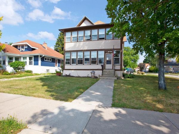 330 E IRVING AVENUE, Oshkosh, WI 54901