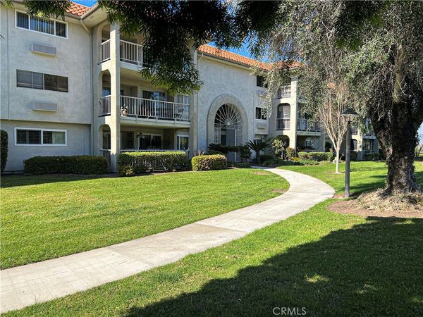 3242 San Amadeo, Unit 1A, Laguna Woods, CA 92637