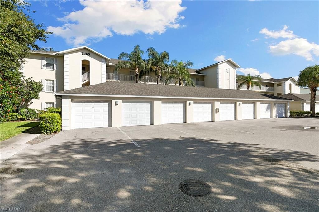3245 Cypress Glen Way, Unit 504, Naples, FL 34109 Photo