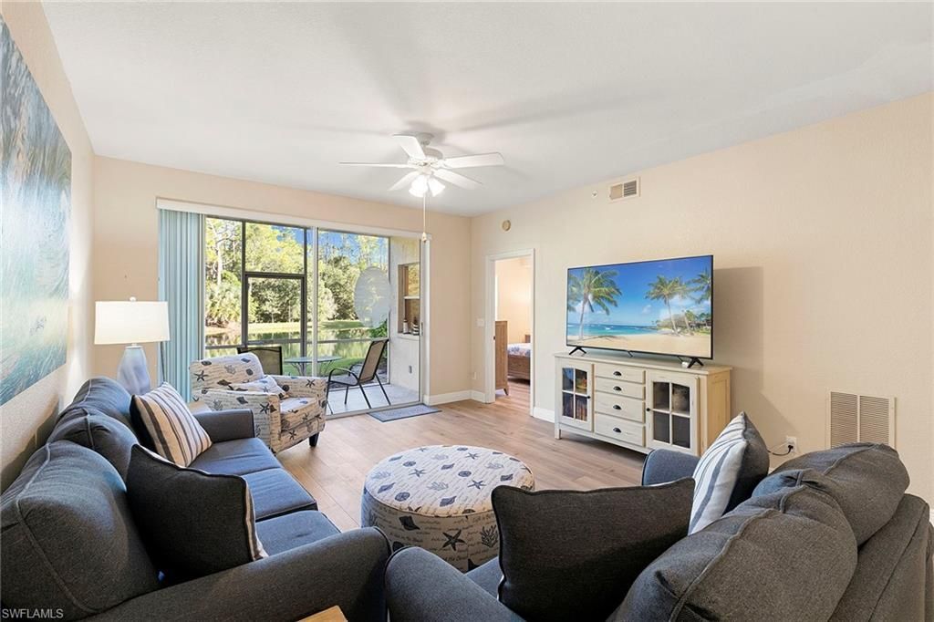 3245 Cypress Glen Way, Unit 504, Naples, FL 34109 Photo