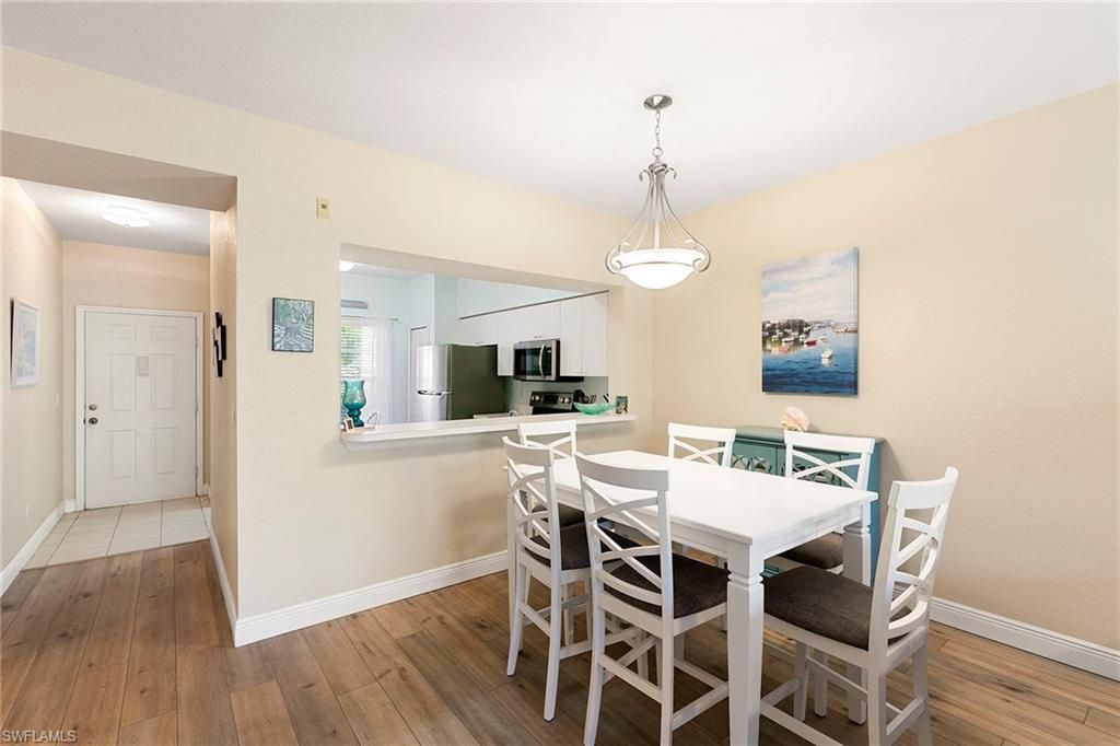 3245 Cypress Glen Way, Unit 504, Naples, FL 34109 Photo