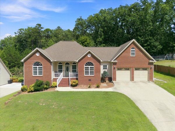 429 Olivia Lane, Soddy Daisy, TN 37379