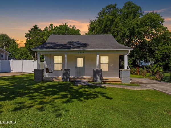 2609 NW Chillicothe St St , Knoxville, TN 37921