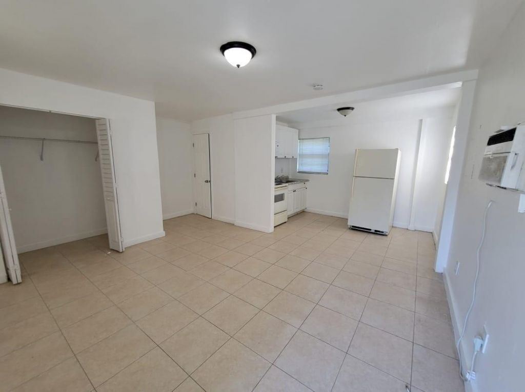 1853 NW 5th Street, Miami, FL 33125 Photo