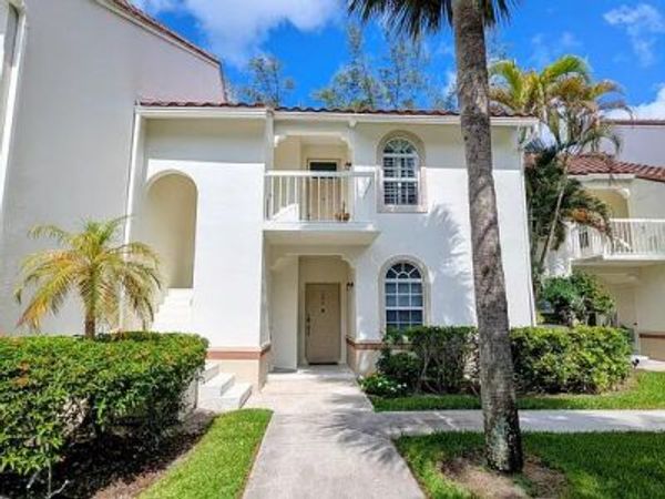 134 CYPRESS POINT Drive, Unit 134, Palm Beach Gardens, FL 33418