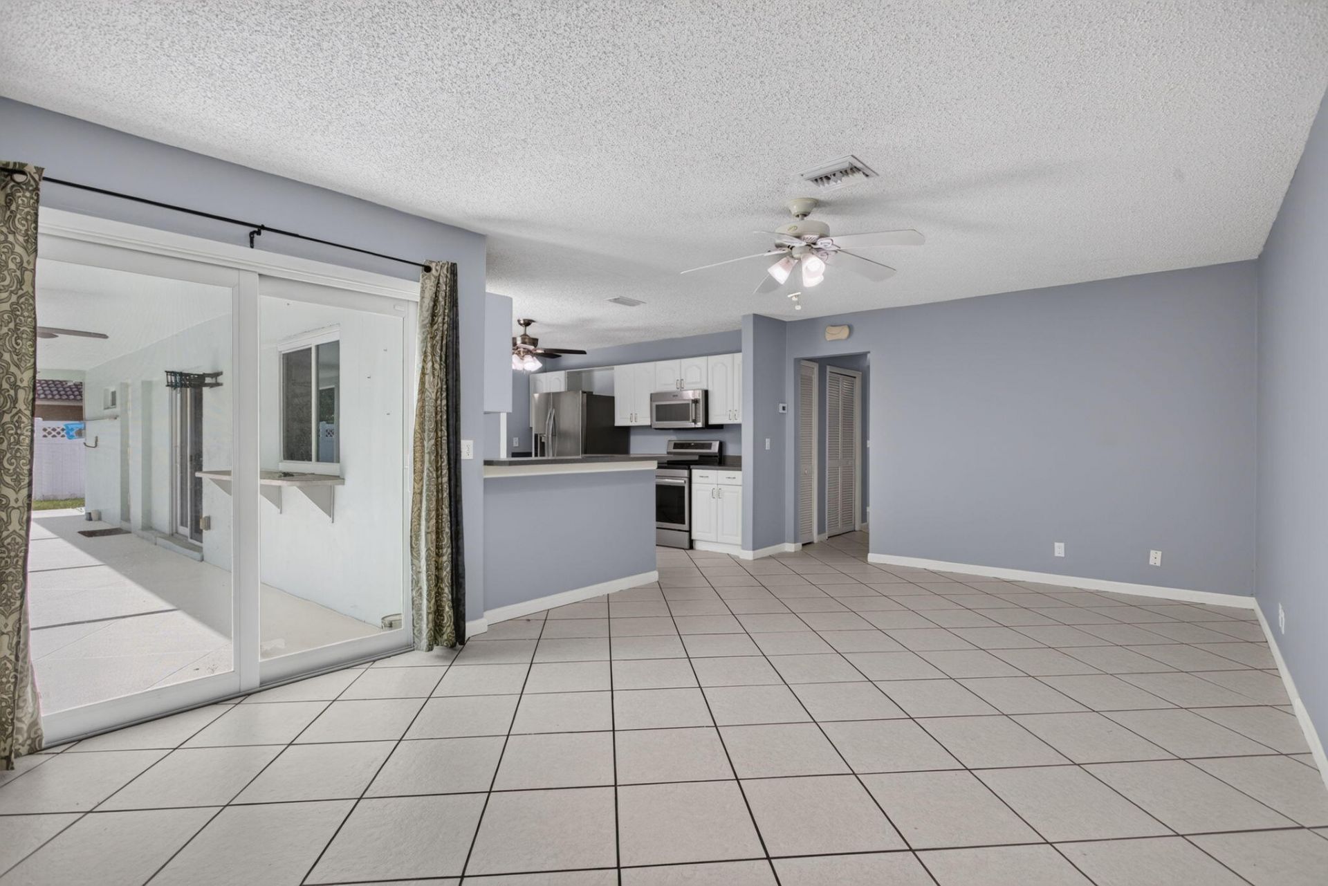 3731 NW 99th Avenue, Coral Springs, FL 33065 Photo