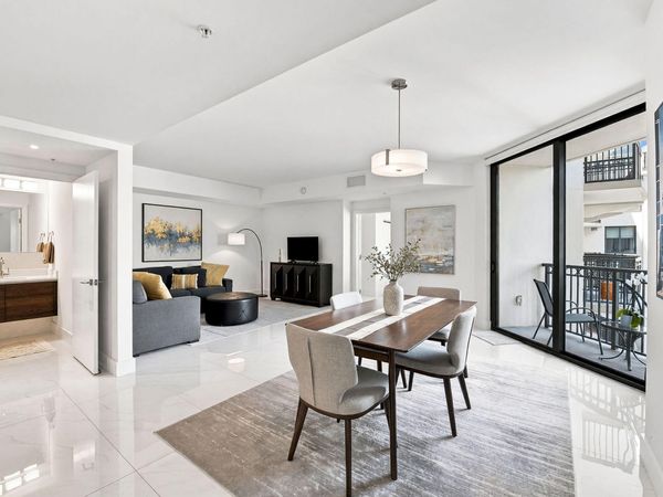301 Altara Avenue, Unit 710, Coral Gables, FL 33146