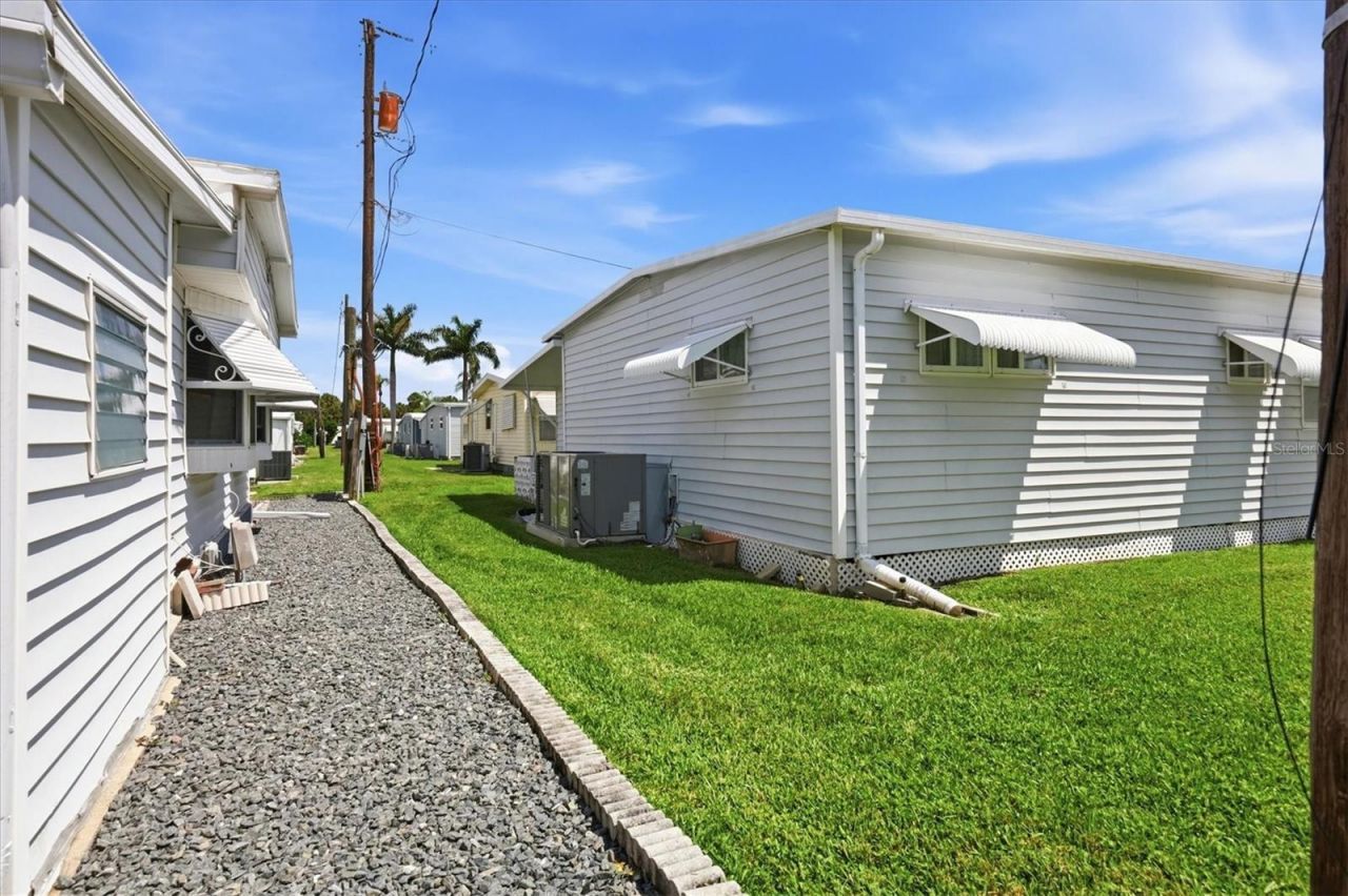 4917 1st A Street E, Bradenton, FL 34203 Photo
