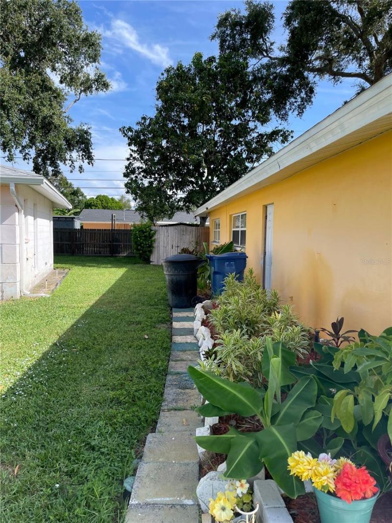 1453 62nd Terrace S, Saint Petersburg, FL 33705 Photo