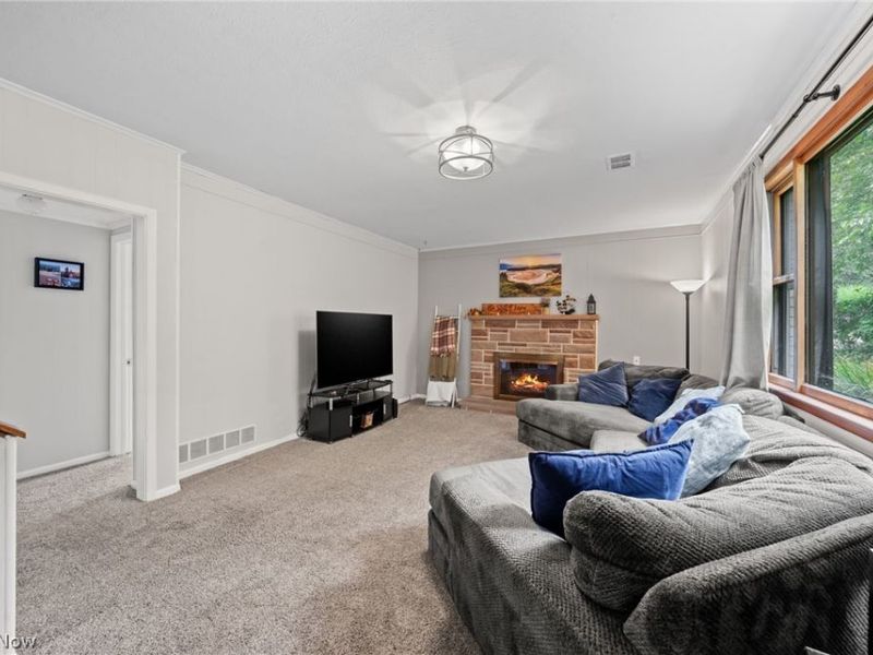2591 Woodview Road, Uniontown, OH 44685 Photo 18