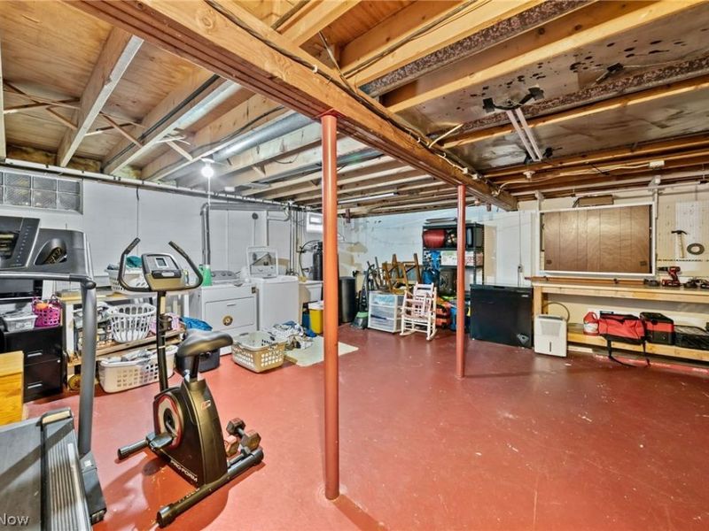 2591 Woodview Road, Uniontown, OH 44685 Photo 33