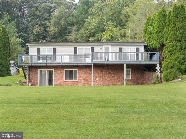 4689 MORGANTOWN ROAD, MOHNTON, PA 19540