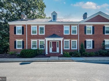 3301 S STAFFORD STREET, Unit A1, ARLINGTON, VA 22206
