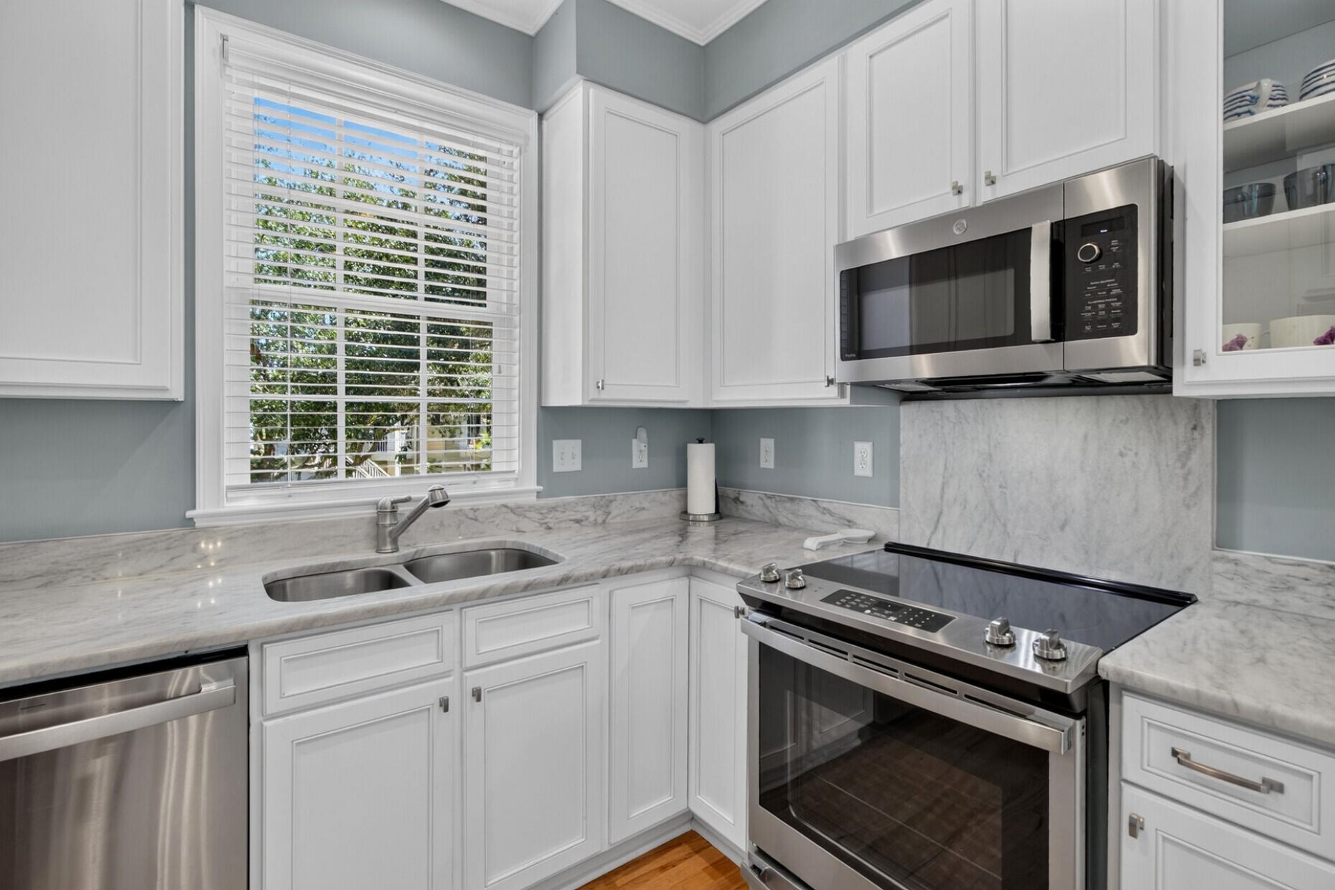 1560 Sea Palms Crescent Photo 15