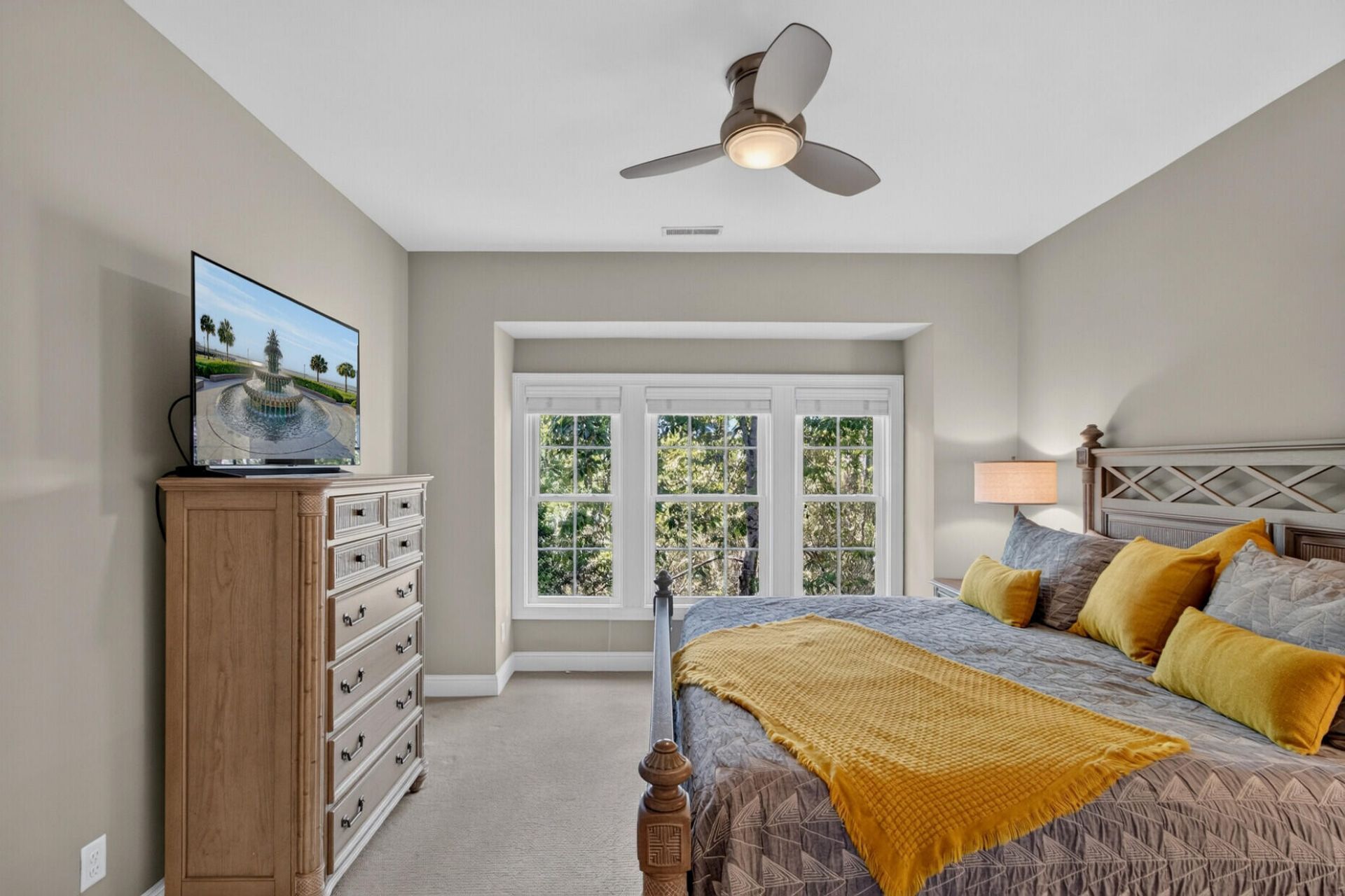 1560 Sea Palms Crescent Photo 21
