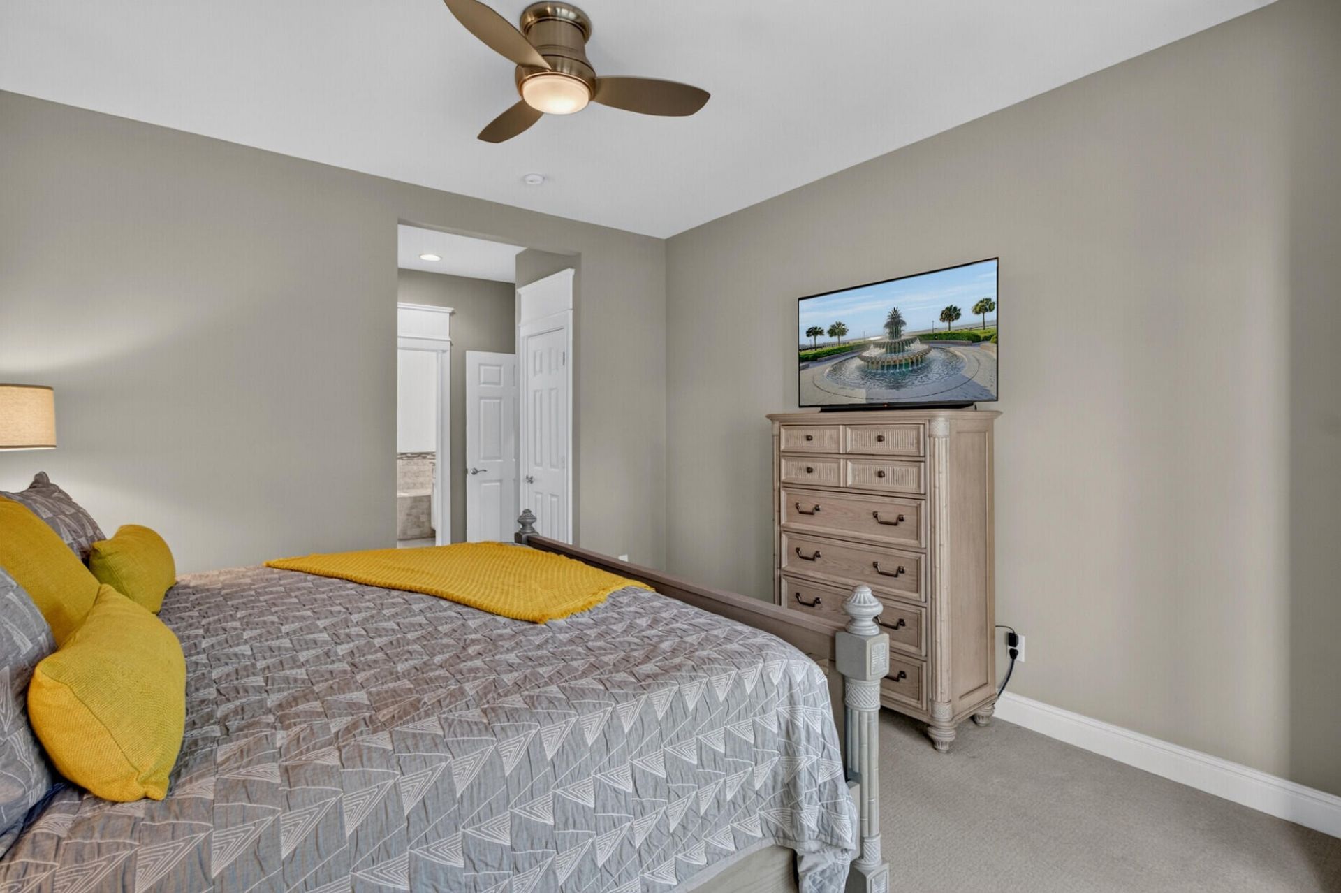 1560 Sea Palms Crescent Photo 22