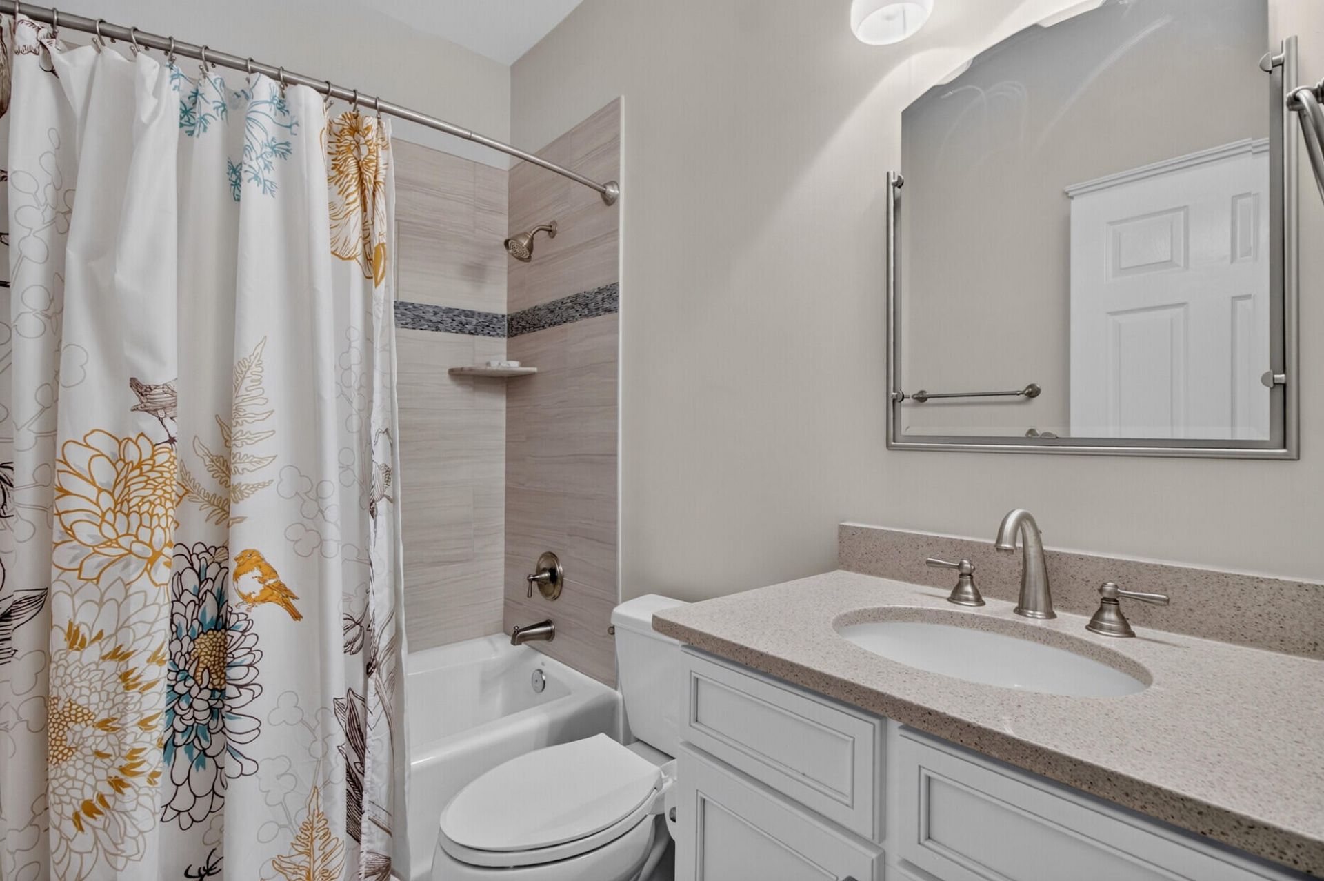 1560 Sea Palms Crescent Photo 31