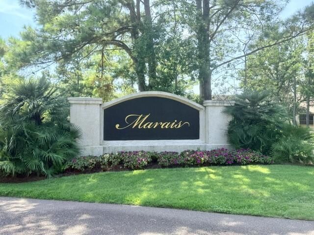 1560 Sea Palms Crescent Photo 41