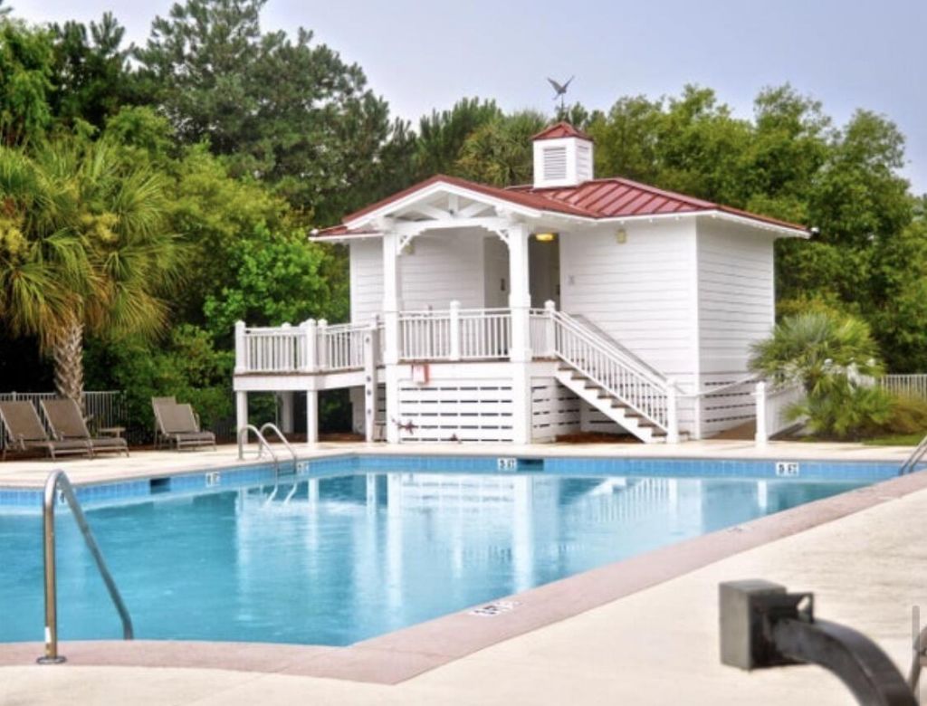 1560 Sea Palms Crescent Photo 42