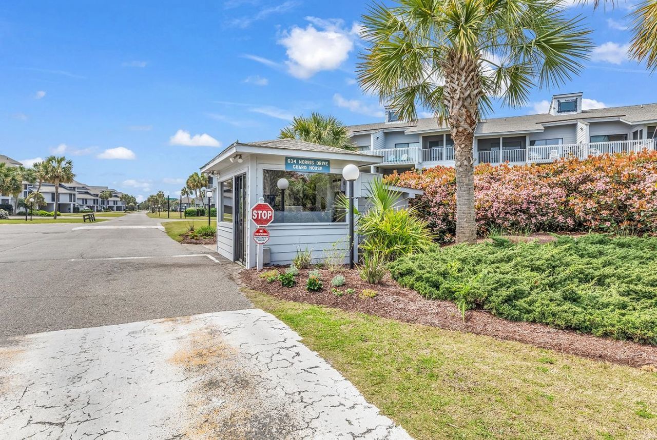 188 Inlet Point Dr.  Photo 4