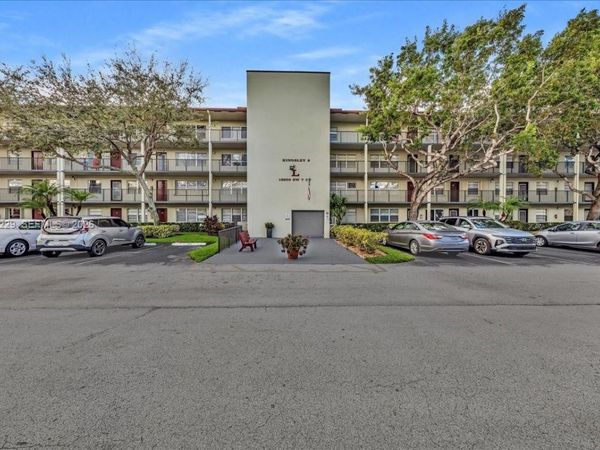 13250 SW 7th Ct , Unit 210L, Pembroke Pines, FL 33027