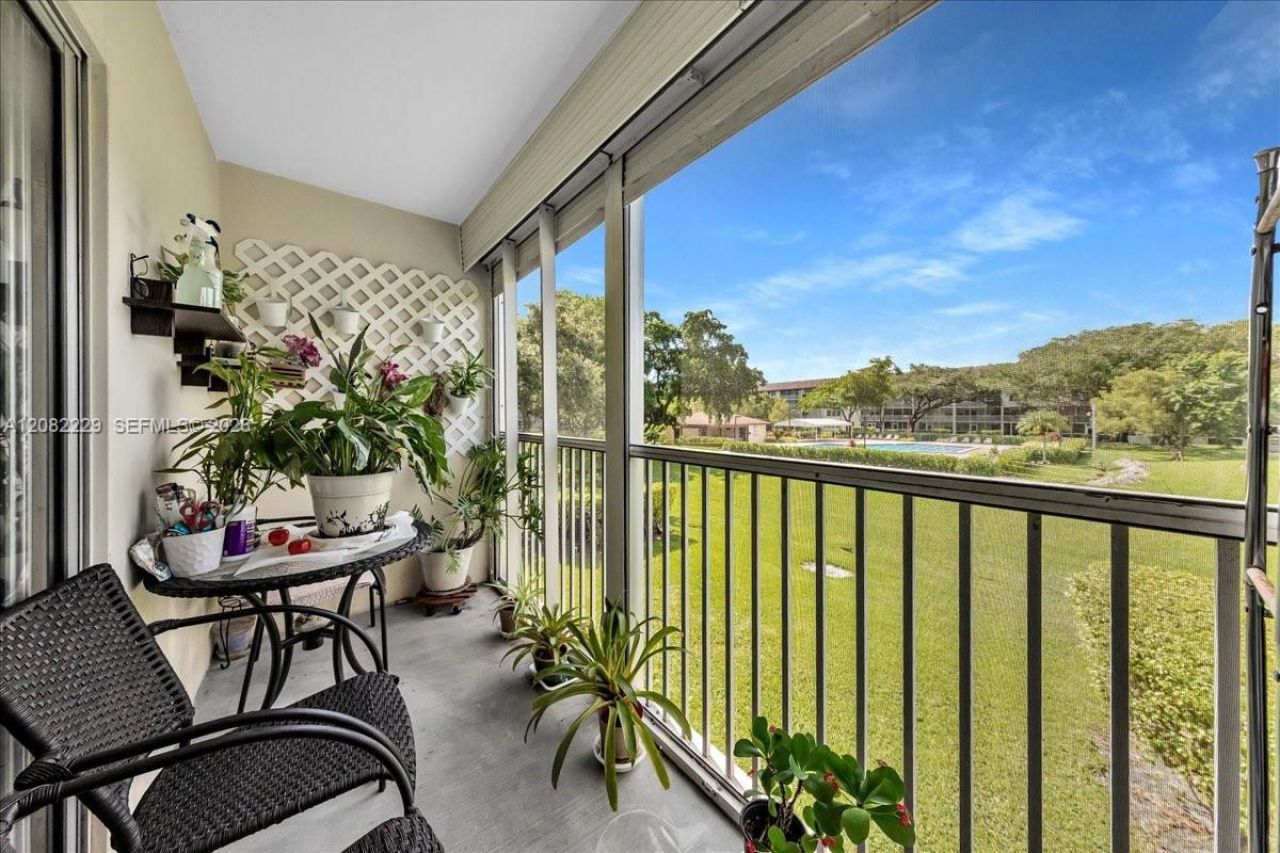 13250 SW 7th Ct , Unit 210L, Pembroke Pines, FL 33027 Photo